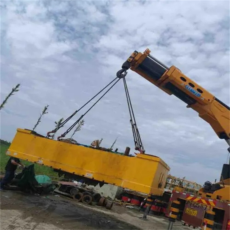 五华随车吊吊集装箱怎么吊